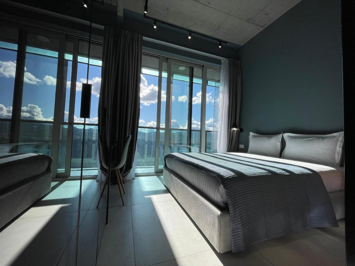 טיראנה Ambassador Skyline Apartments מראה חיצוני תמונה