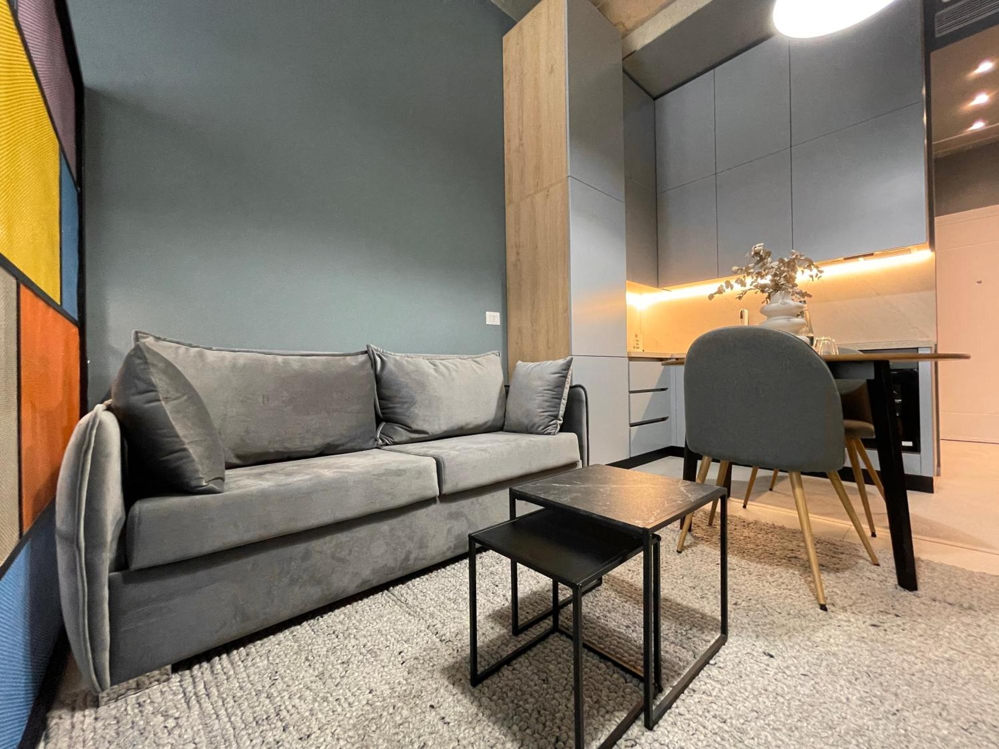 טיראנה Ambassador Skyline Apartments מראה חיצוני תמונה